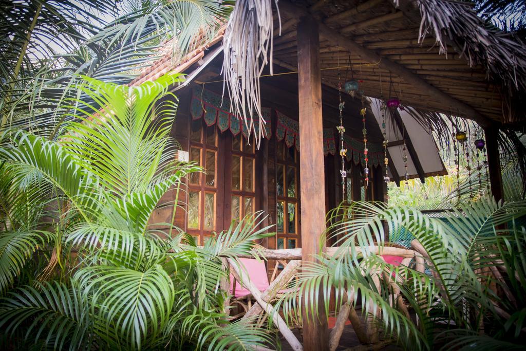 Little India Beach Cottages Baga Eksteriør billede