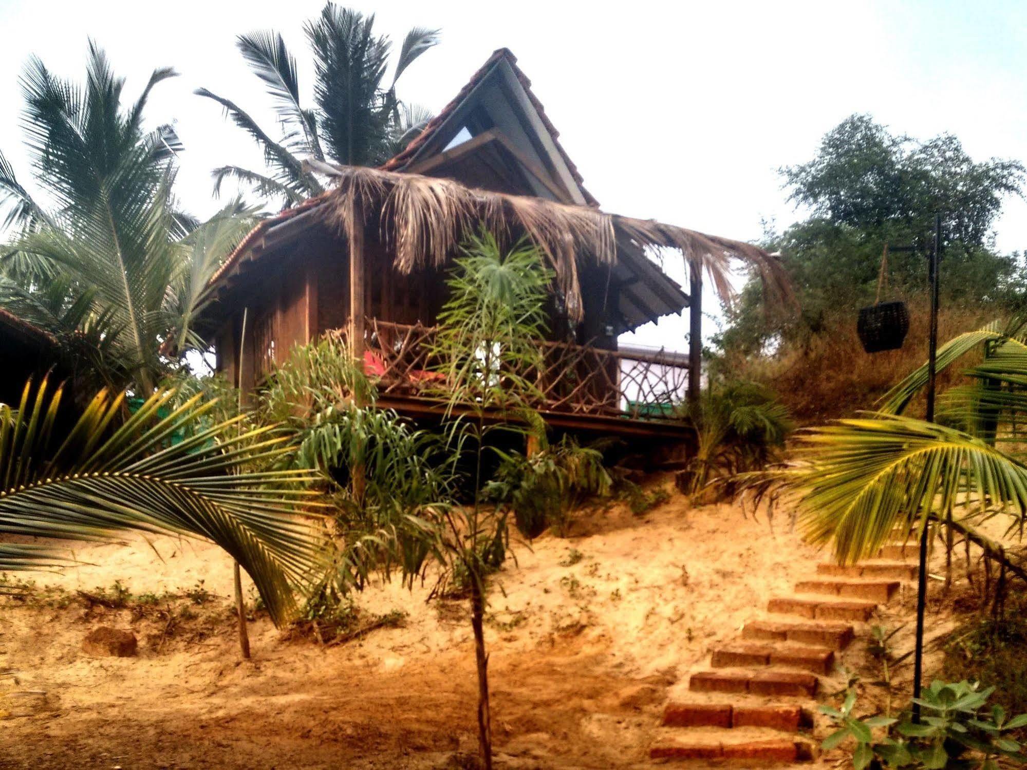 Little India Beach Cottages Baga Eksteriør billede