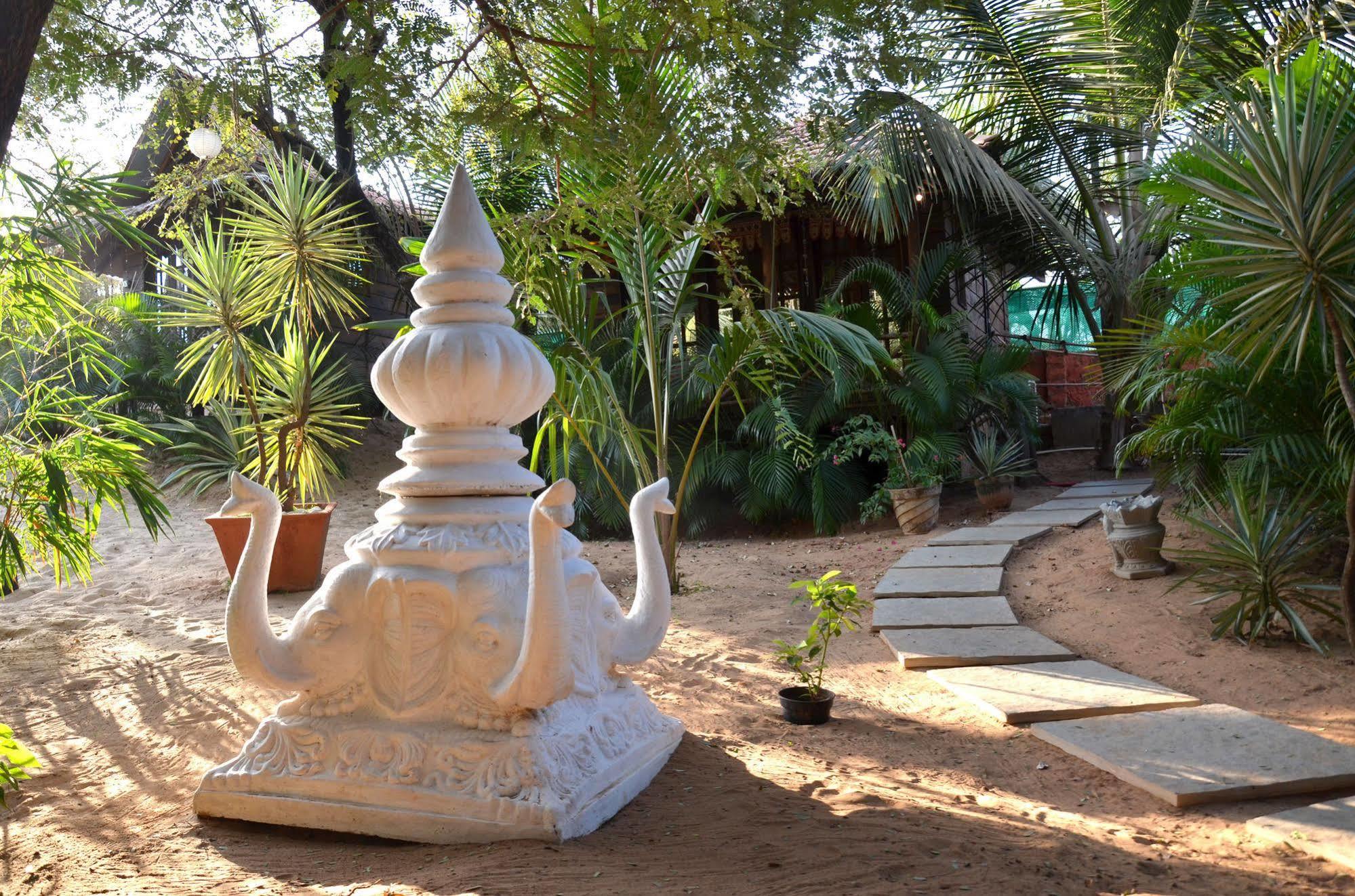 Little India Beach Cottages Baga Eksteriør billede